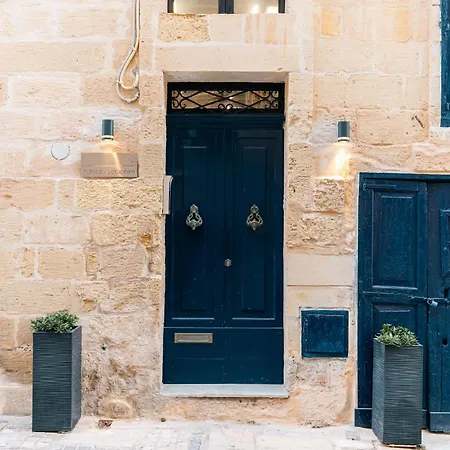 Penthouse 9 At Palazzo Seraphim Boutique Living In St Julians Maison d'hôtes San Ġiljan