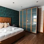 ゲストハウス Penthouse 9 At Palazzo Seraphim Boutique Living In St Julians 4*