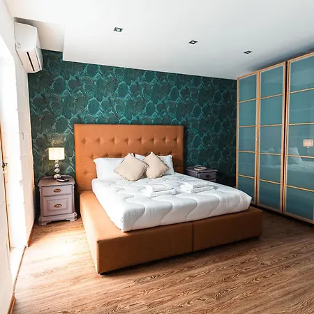 ゲストハウス Penthouse 9 At Palazzo Seraphim Boutique Living In St Julians Saint Julian's