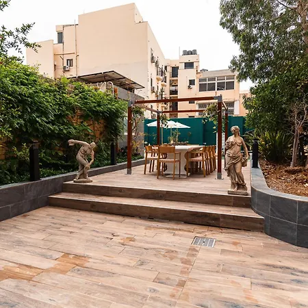 ゲストハウス Penthouse 9 At Palazzo Seraphim Boutique Living In St Julians Saint Julian's
